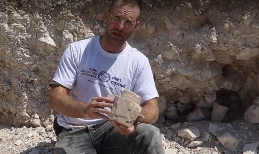 Arqueólogos afirmam ter encontrado as jarras onde Jesus transformou água em vinho
